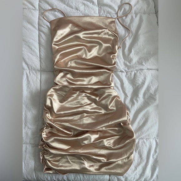 pseudio gold metallic mini dress - Picture 1 of 2